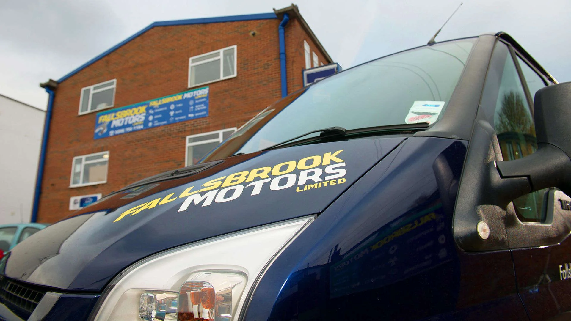 fallsbrook motors contact us bg
